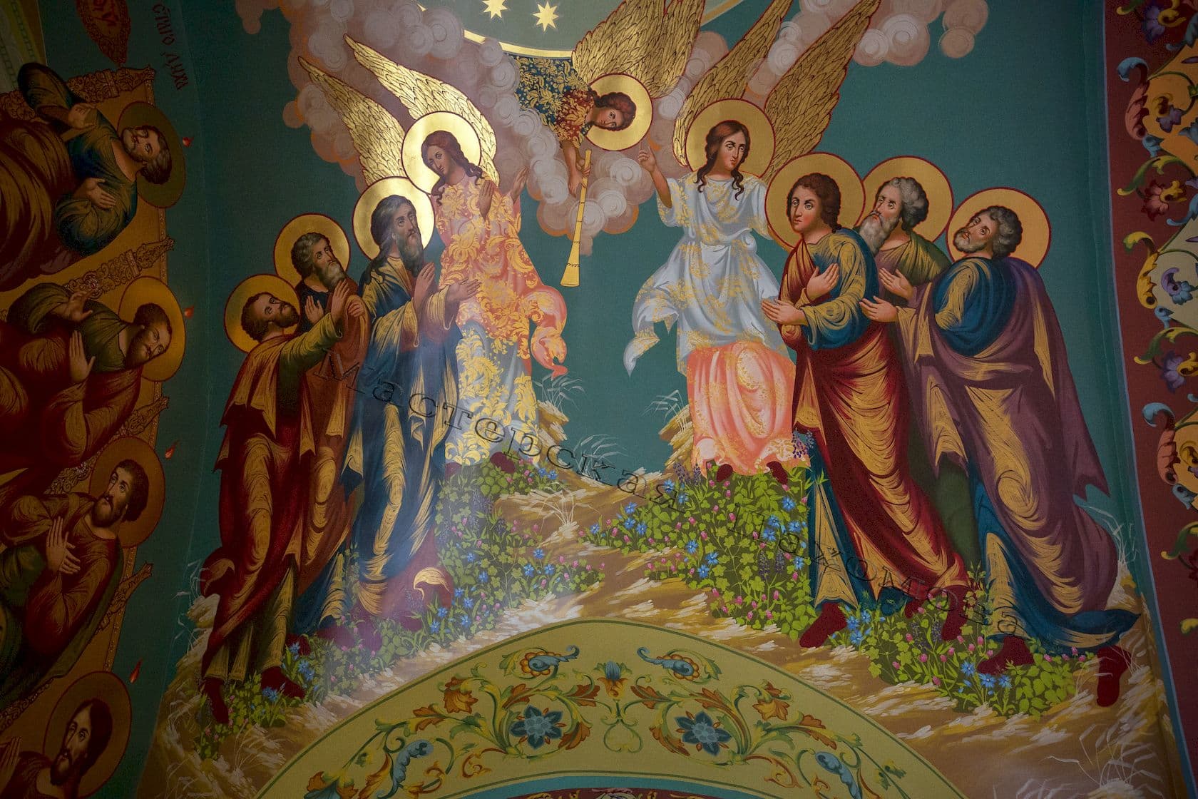 Фрагмент росписи храма - Вознесение Господне - Апостолы