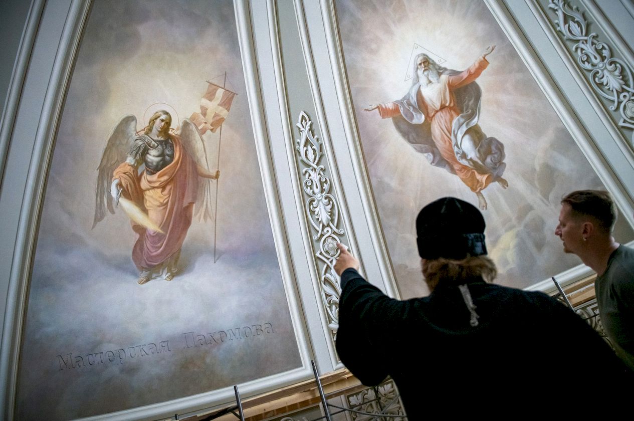 Завершена внутренняя роспись главного купола Казанского собора